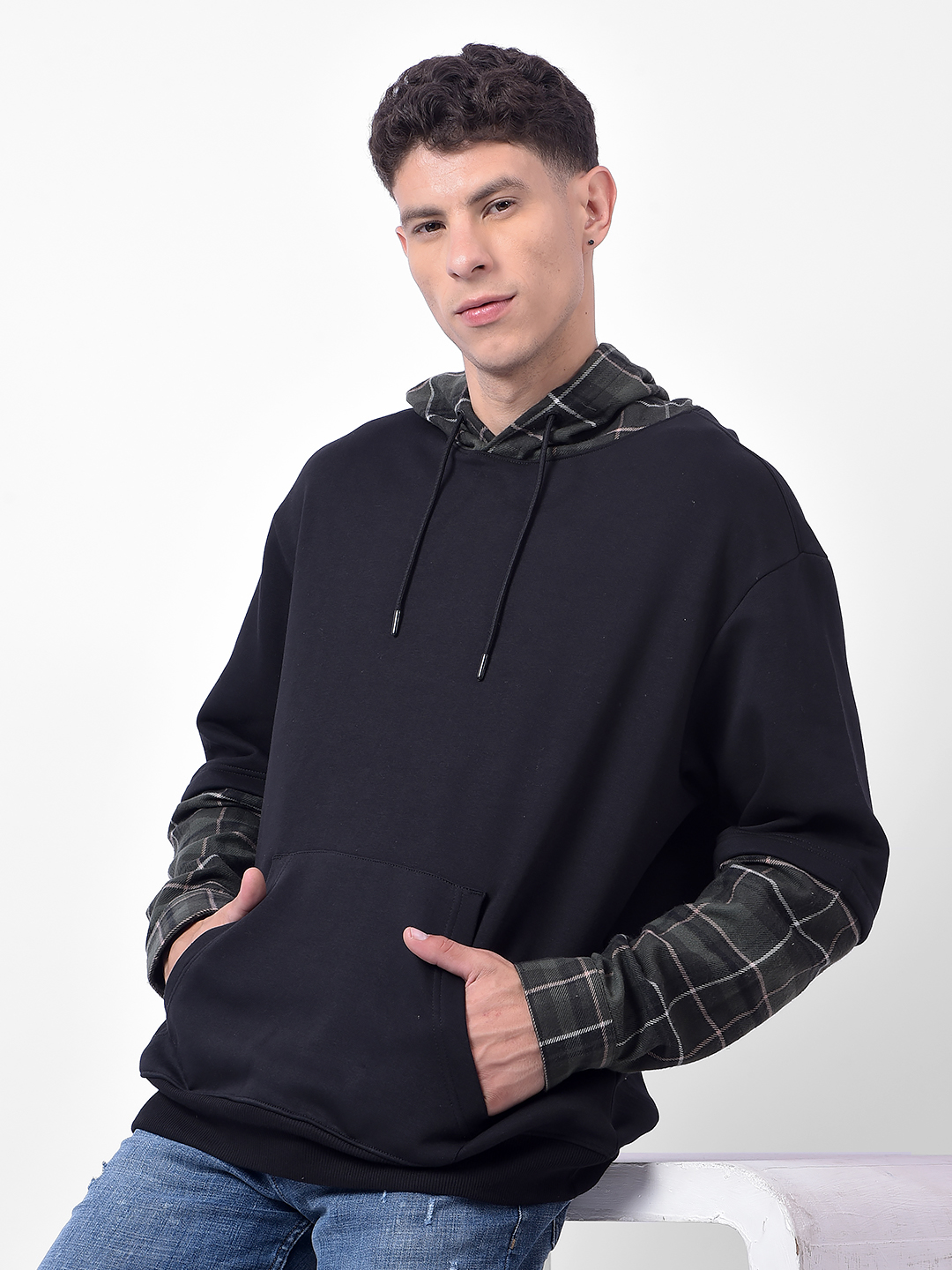 Numero Uno Men Black Checkered Hooded Sweatshirt